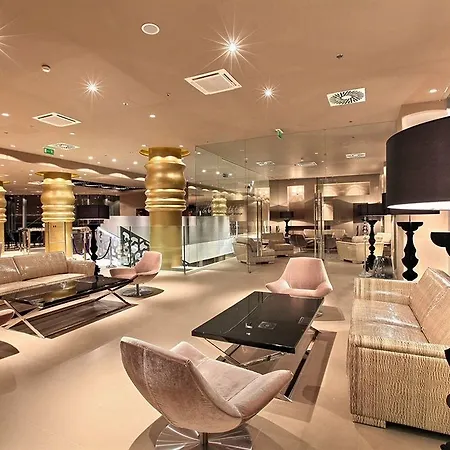 Falkensteiner Superior Hotel